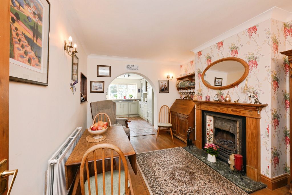 Property photo 3 of 22