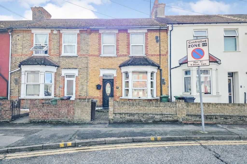 Property photo 1 of 5