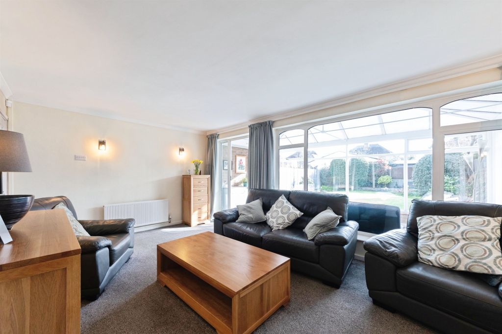 Property photo 3 of 21