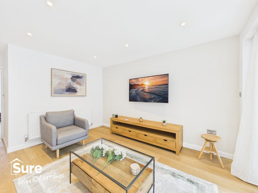 Property photo 2 of 27 5259764