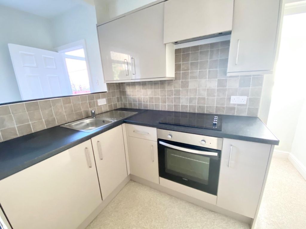 Property photo 3 of 10 Open Plan Kitchen Area