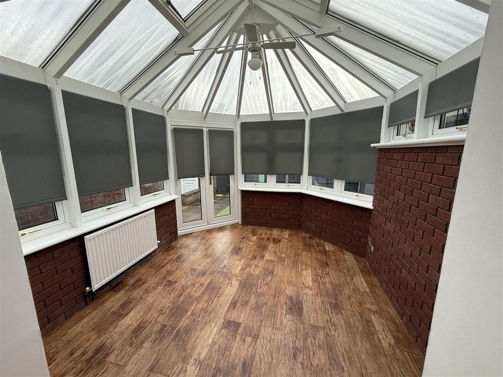 Property photo 3 of 19 Image00012A.Jpg