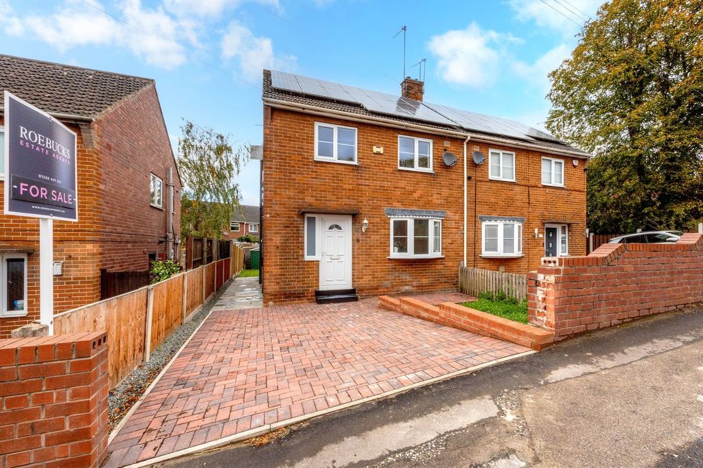 Property photo 1 of 17