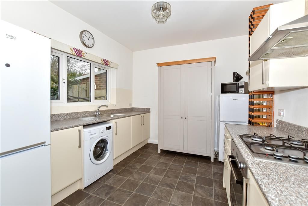 Property photo 3 of 13 Kitchen