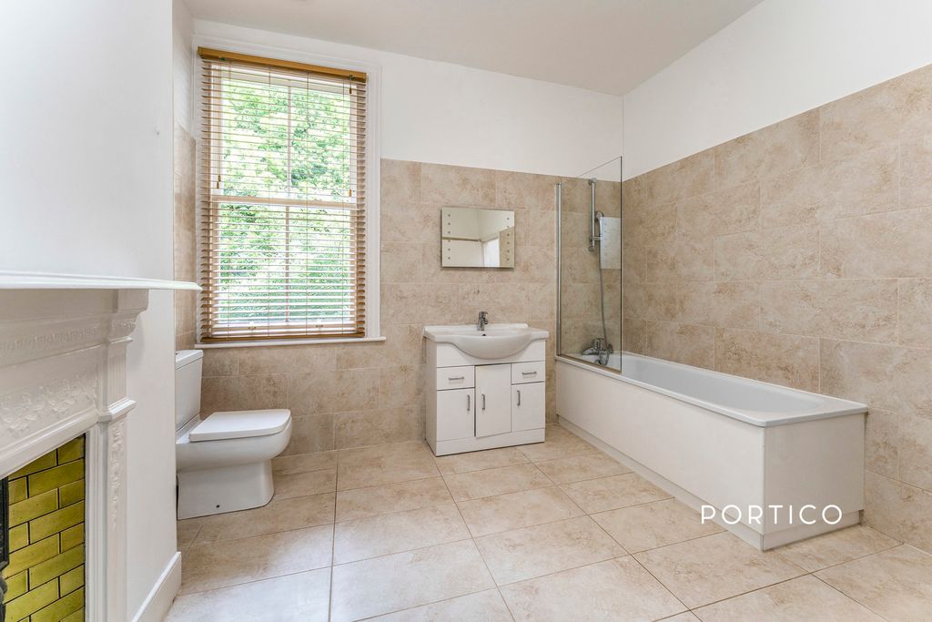 Property photo 3 of 19 Pbox-Img.Jpg