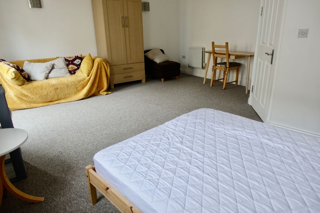 Property photo 1 of 4 Images