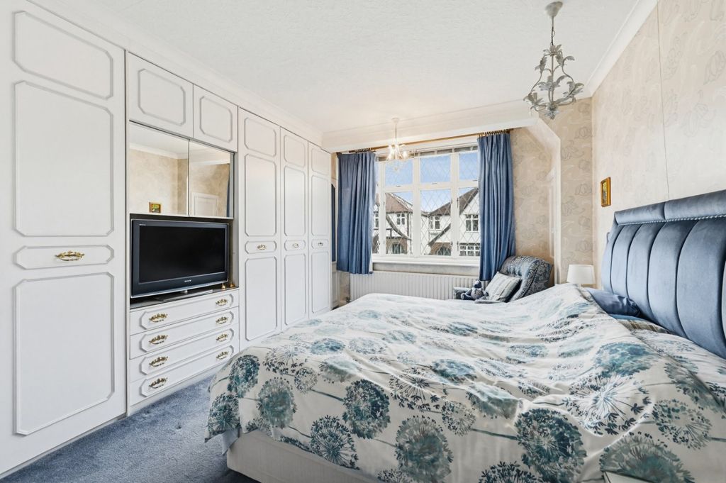 Property photo 2 of 22 Picture No. 04