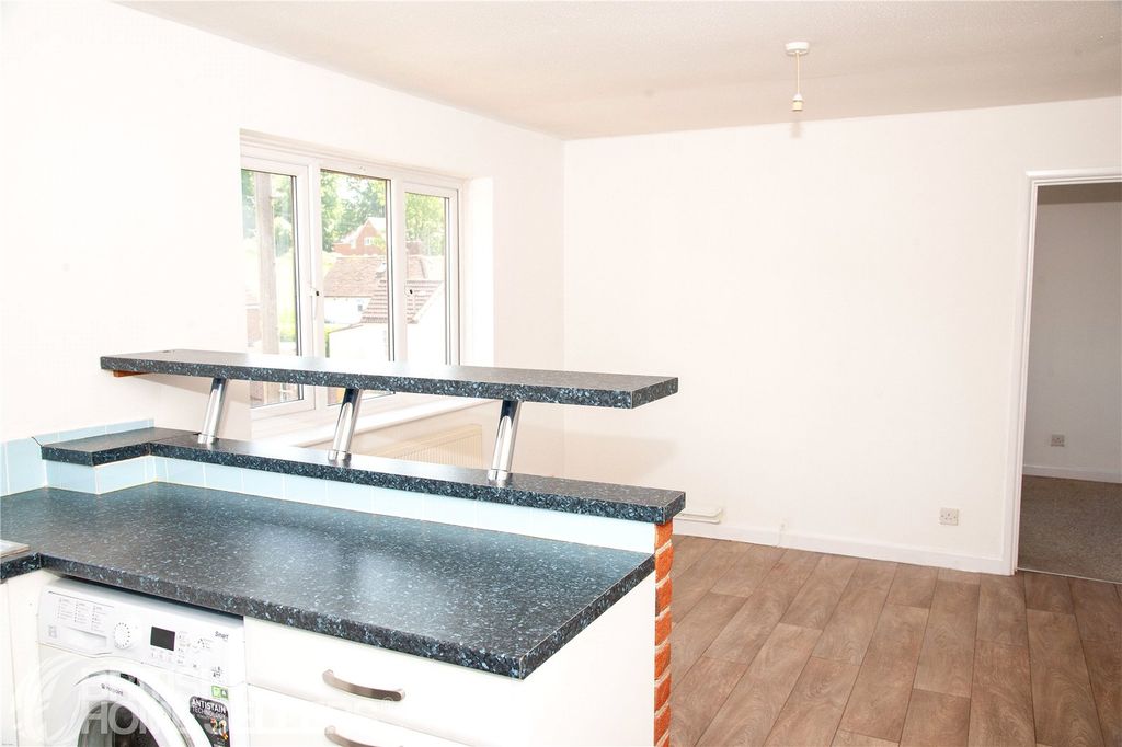 Property photo 3 of 13 Picture No. 05