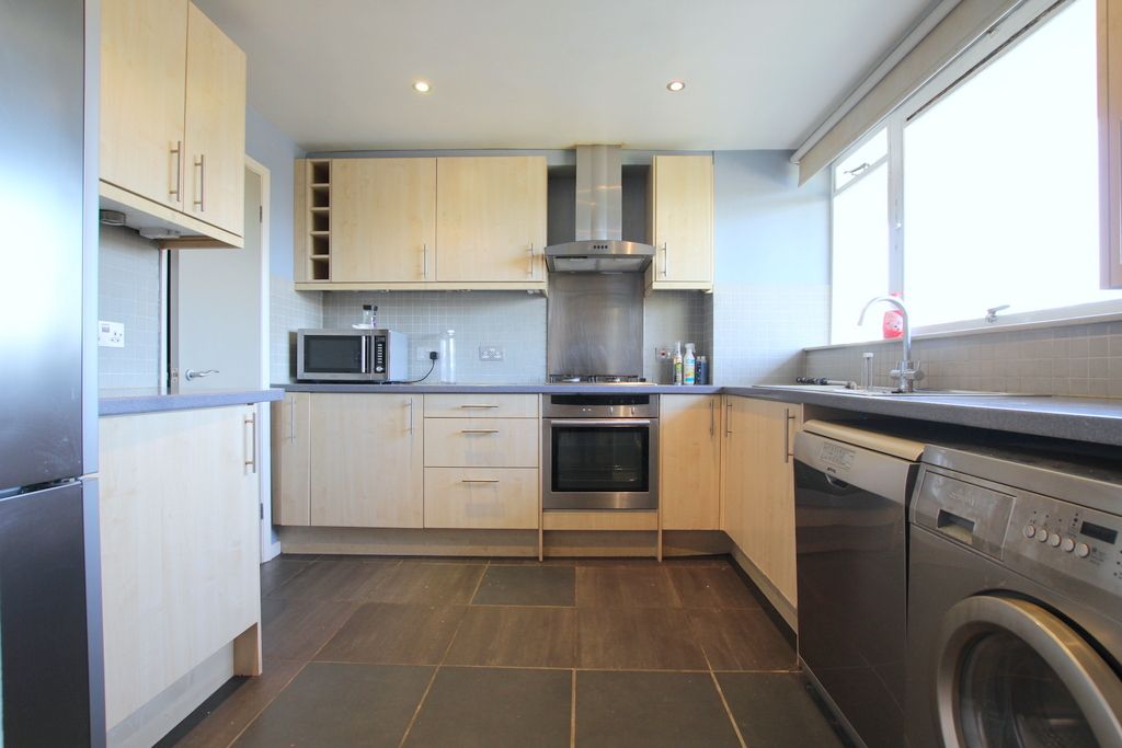 Property photo 2 of 16 2