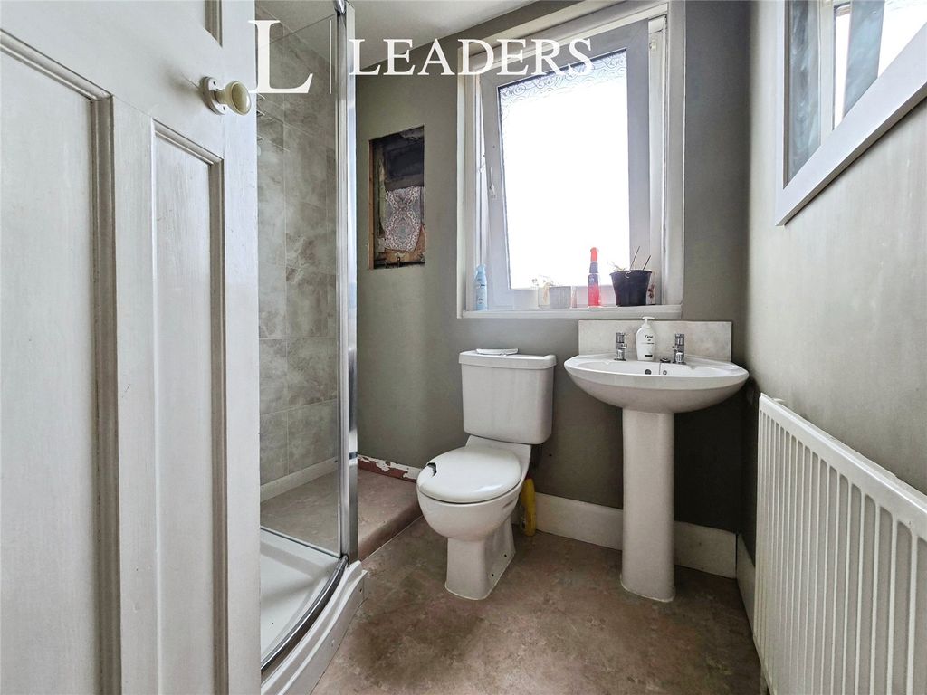 Property photo 3 of 12 Picture No. 05