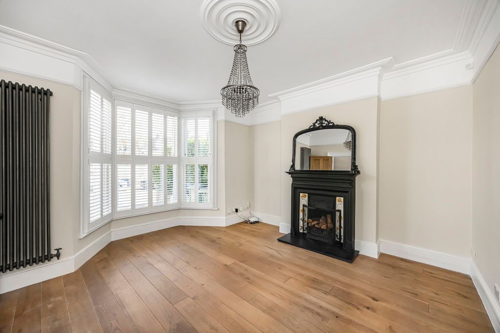 Property photo 2 of 19 Photo 17