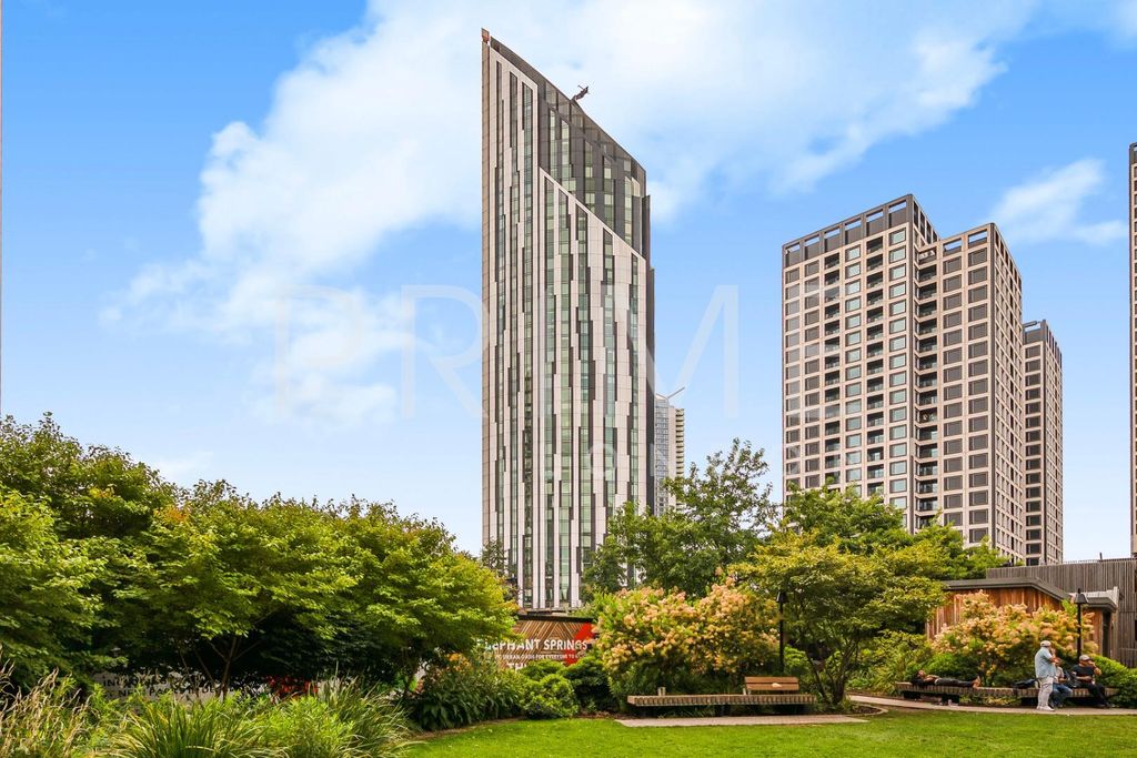 Property photo 2 of 14 Exterior1.Jpg