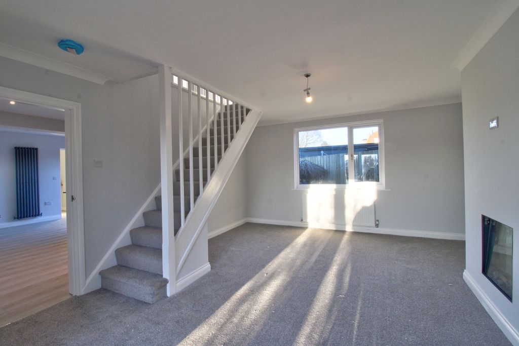 Property photo 2 of 36 Img_2658_59_60