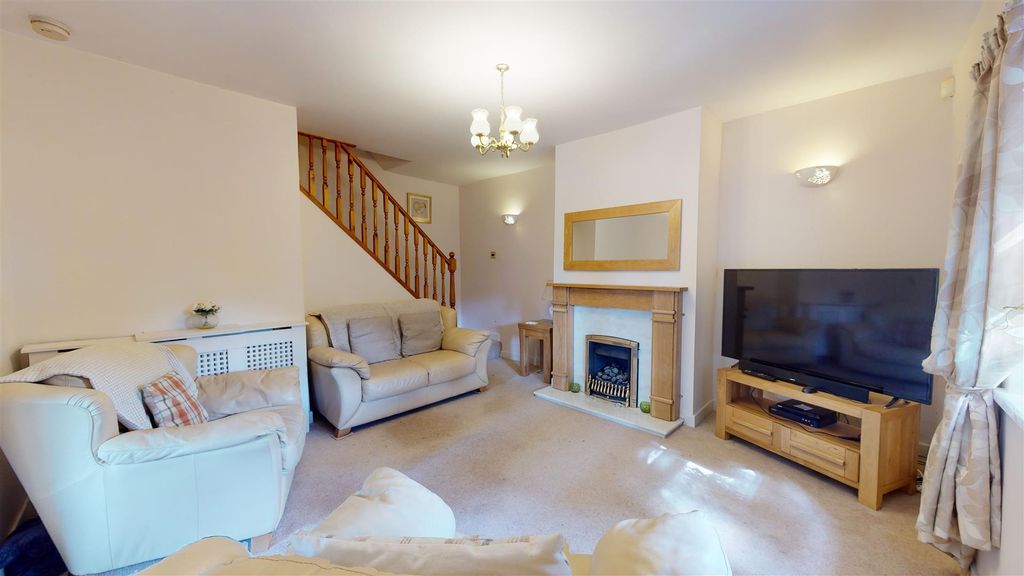 Property photo 3 of 14 4-Green-Lane-07262023_140647.Jpg