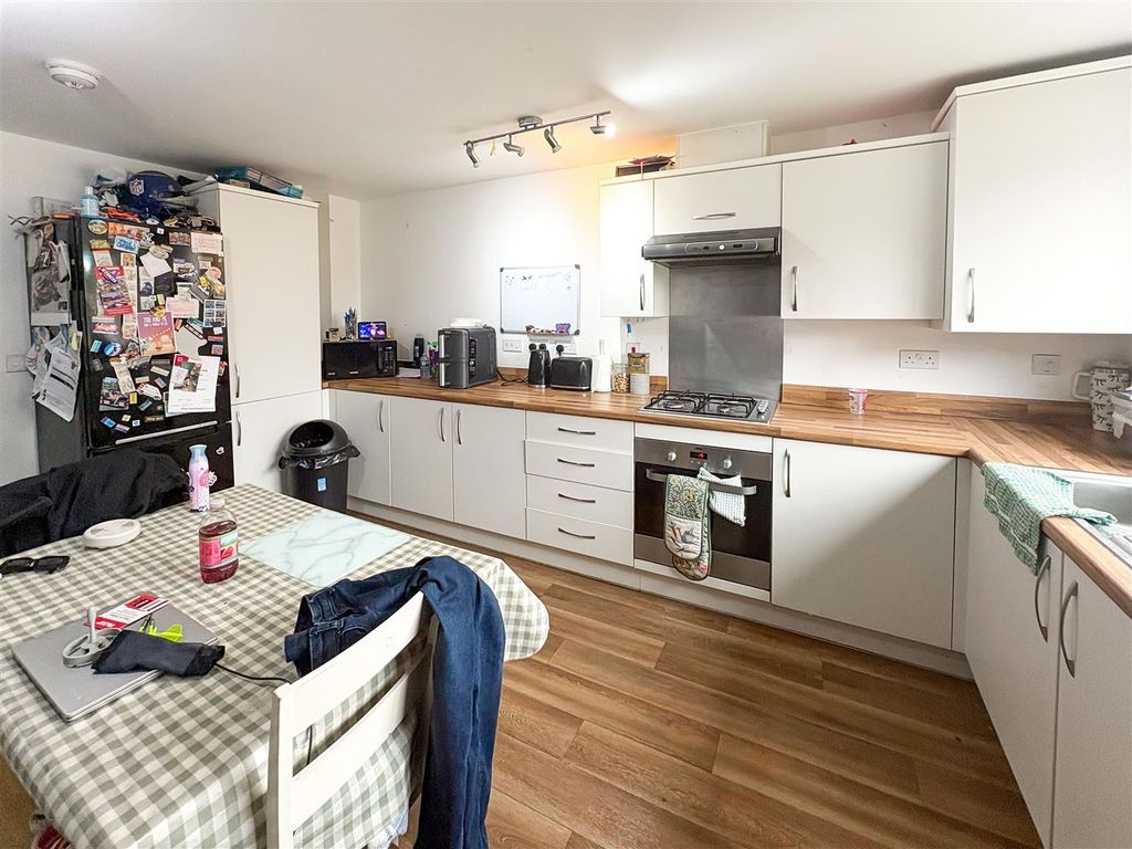 Property photo 3 of 13 Image00001.Jpg