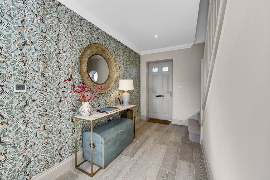 Property photo 2 of 13 Picture 2