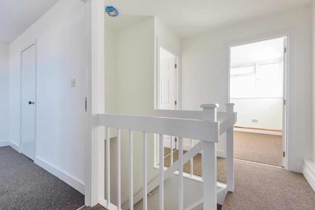 Property photo 3 of 9 Landing Area