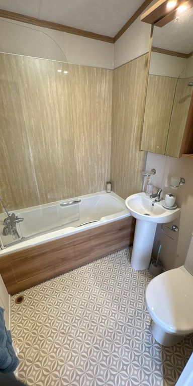 Property photo 3 of 5 O0Xbz6819E7ee6A653.Jpg