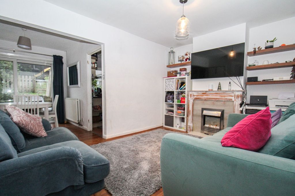 Property photo 2 of 15