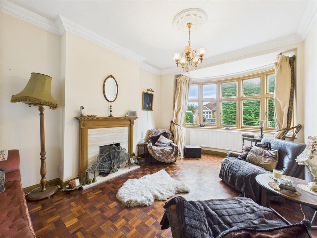 Property photo 2 of 19 Cam05080G0-Pr0118-Still007.Jpg