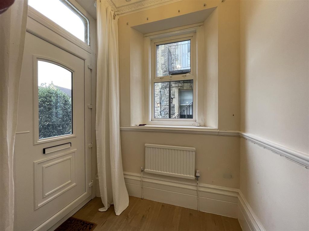 Property photo 3 of 28 Entrance Vestibule