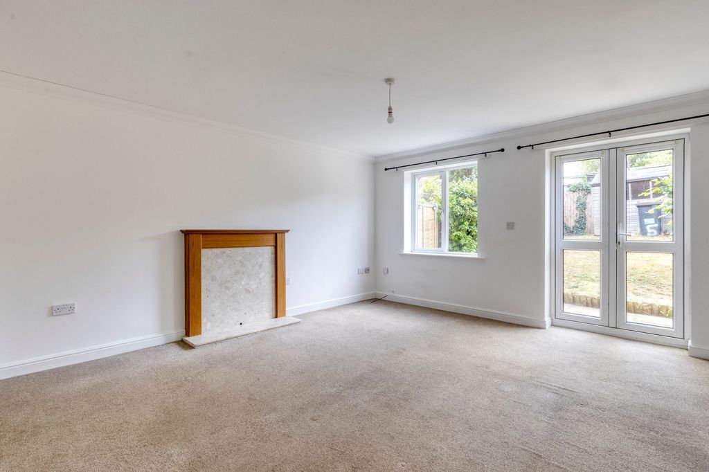 Property photo 3 of 20