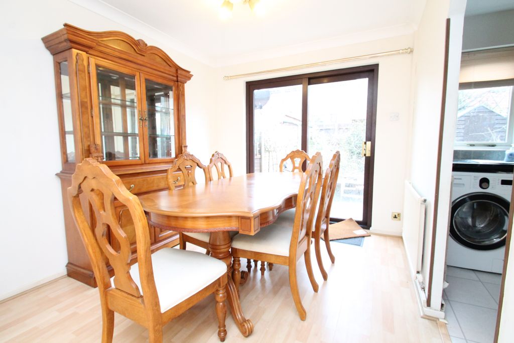 Property photo 3 of 9 Dining Room