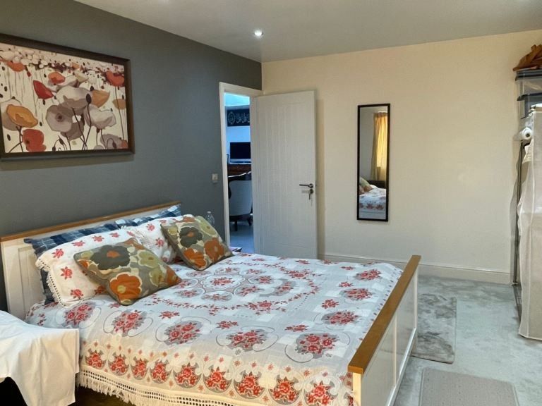 Property photo 1 of 3