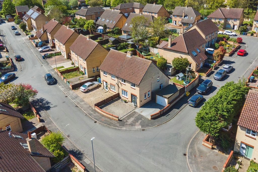 Property photo 1 of 30 Pbox-Img.Jpg