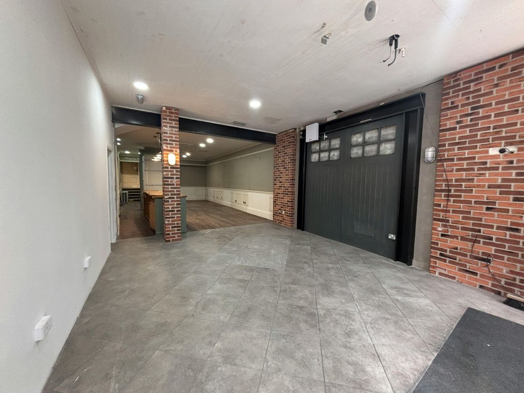 Property photo 3 of 11 Img_8565.Jpg