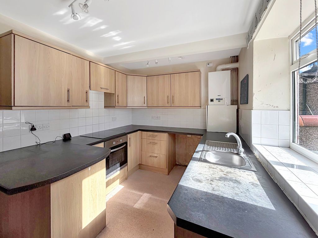 Property photo 3 of 8