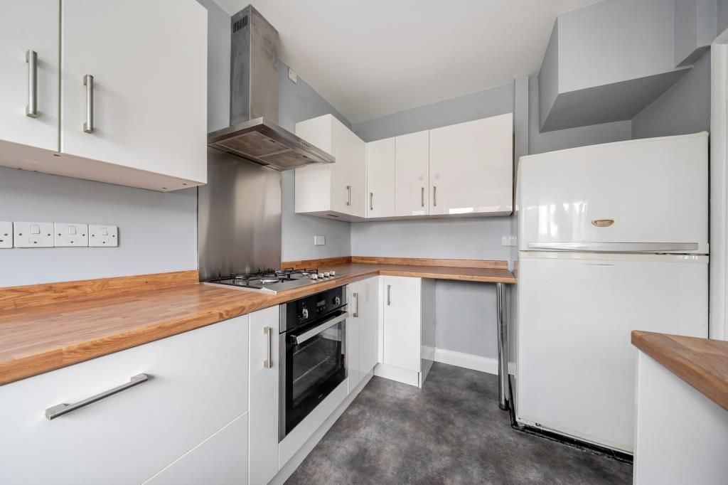 Property photo 3 of 20 Kitchen