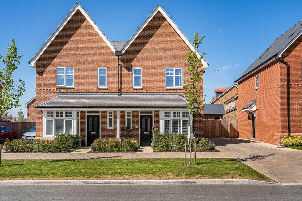 Property photo 1 of 24