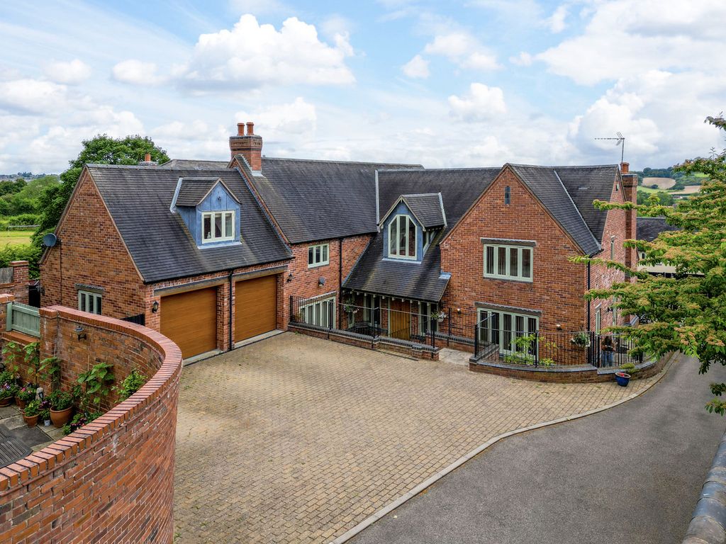 Property photo 1 of 46