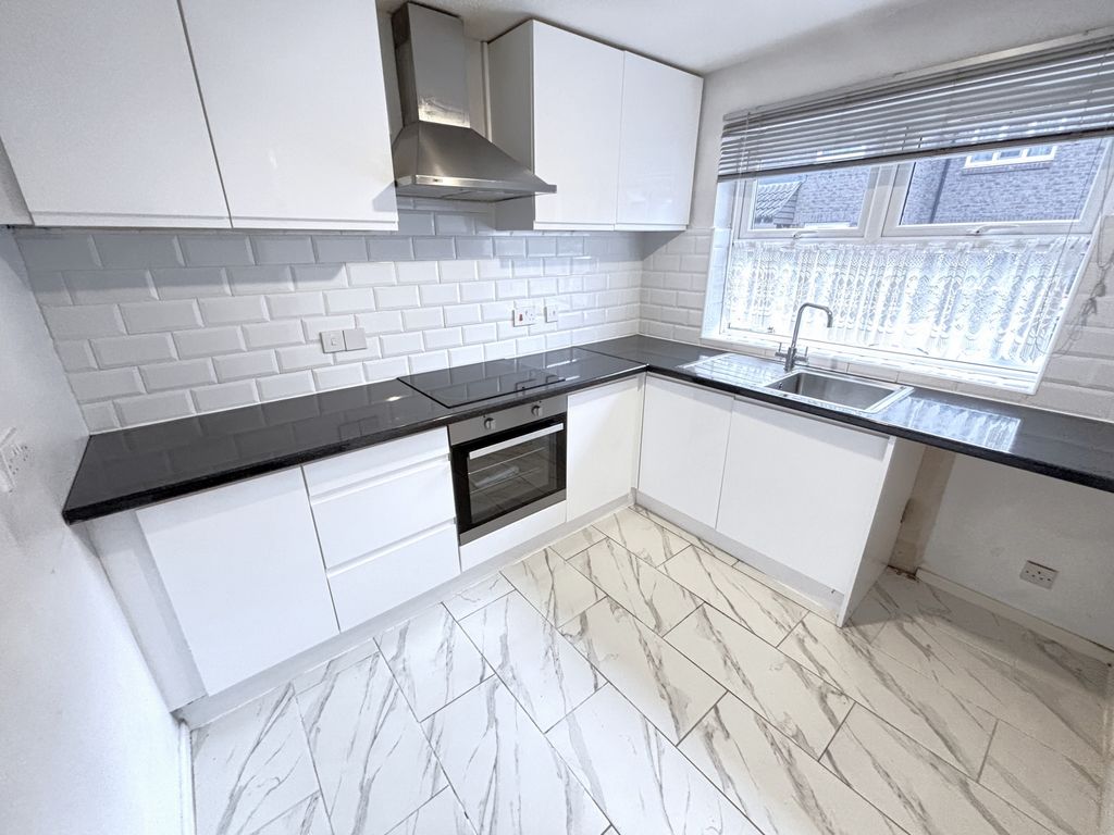 Property photo 1 of 10 Photo 1