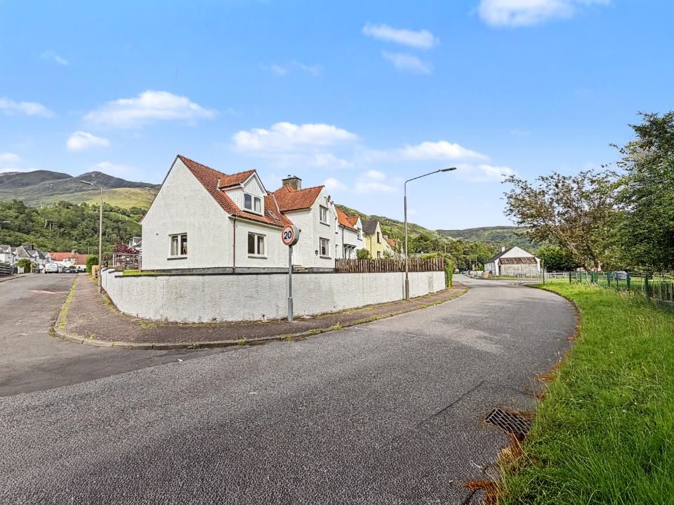 Property photo 2 of 66