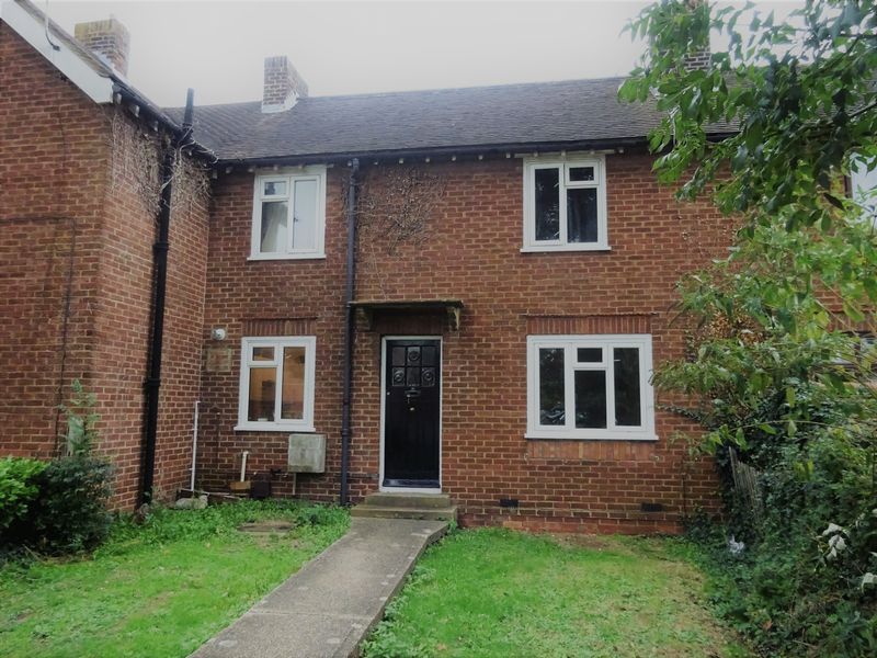 Property photo 1 of 8 Photo 5