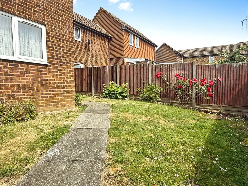 Property photo 3 of 16 Picture No. 28