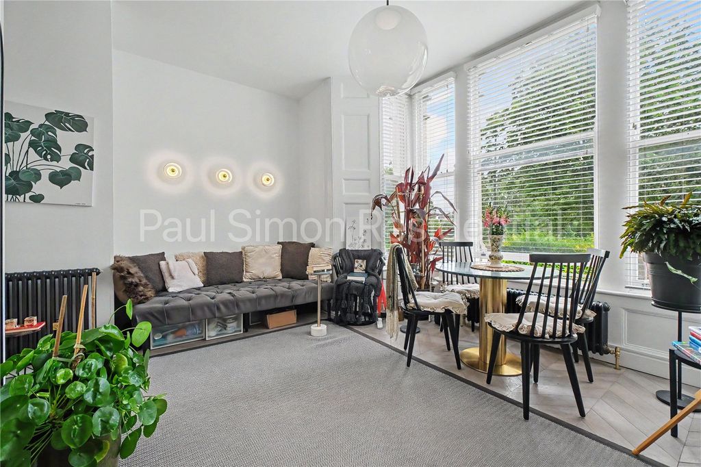 Property photo 2 of 29 Picture No. 36