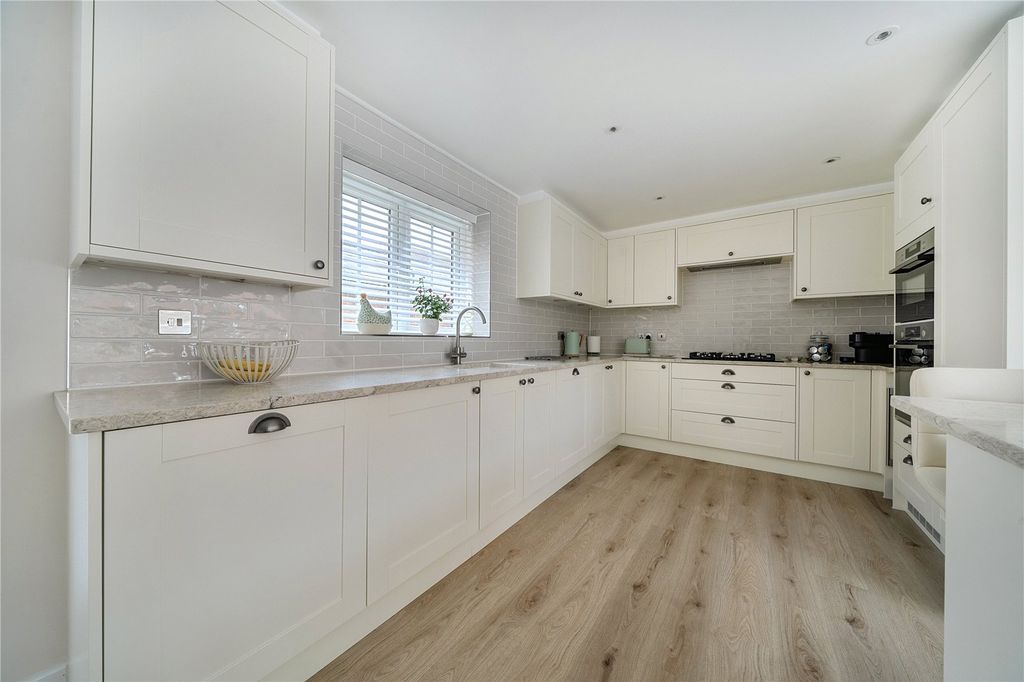 Property photo 3 of 25 Picture No. 68
