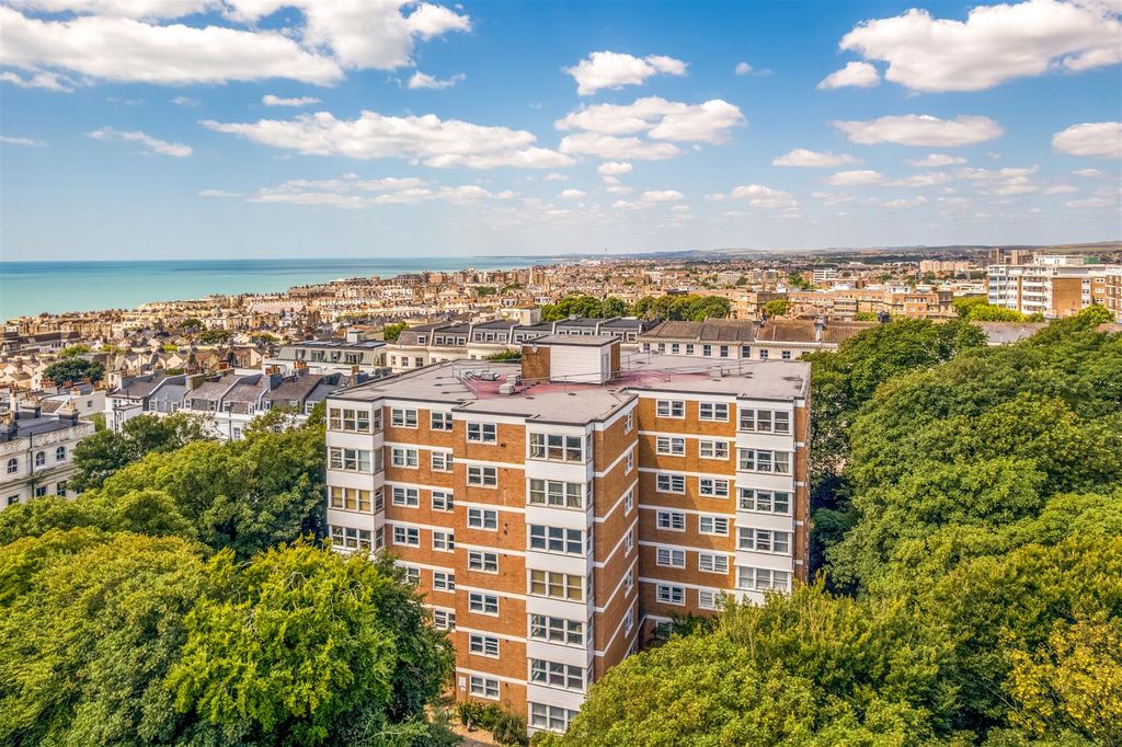 Property photo 1 of 29 Park Royal-1.Jpg
