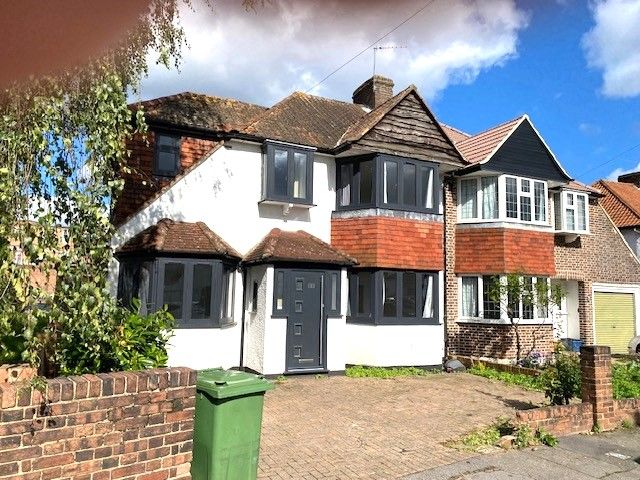 Property photo 1 of 2