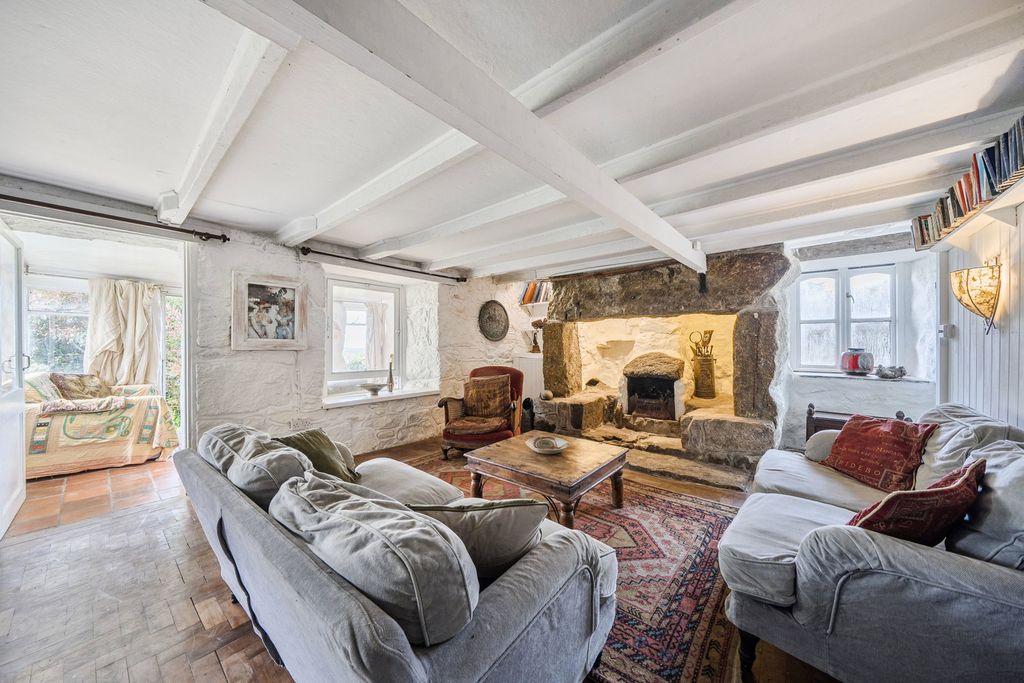 Property photo 3 of 29