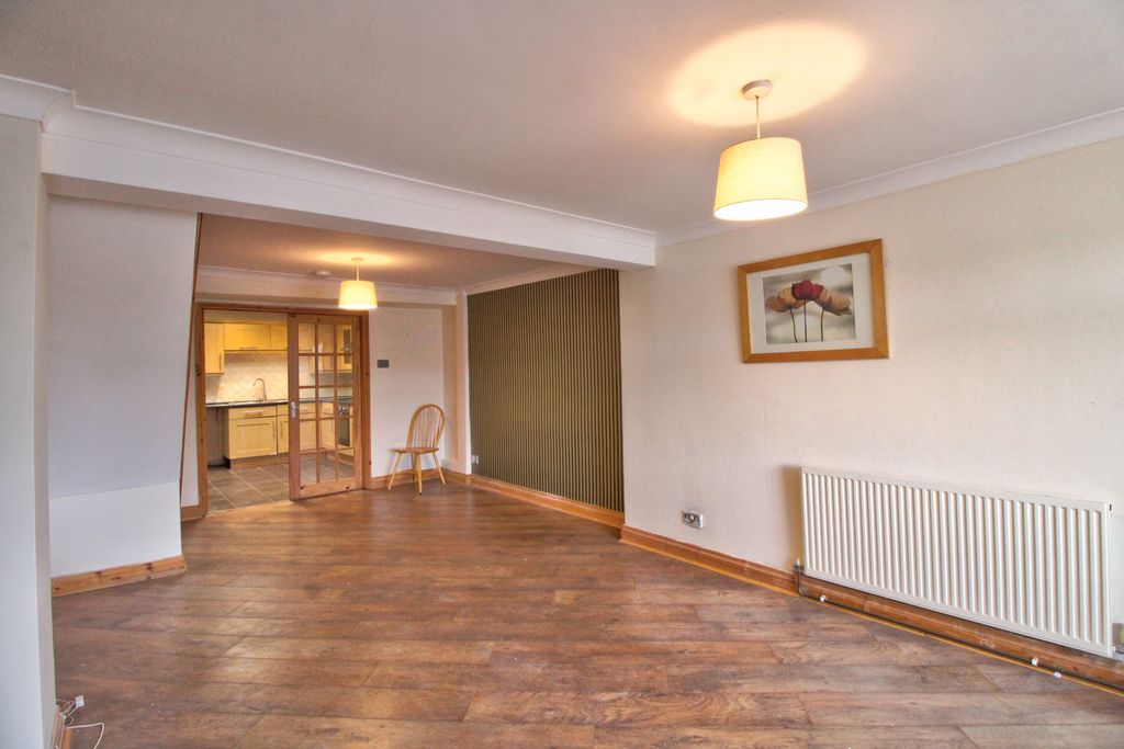 Property photo 2 of 11 Img_6885_6_7Realistic