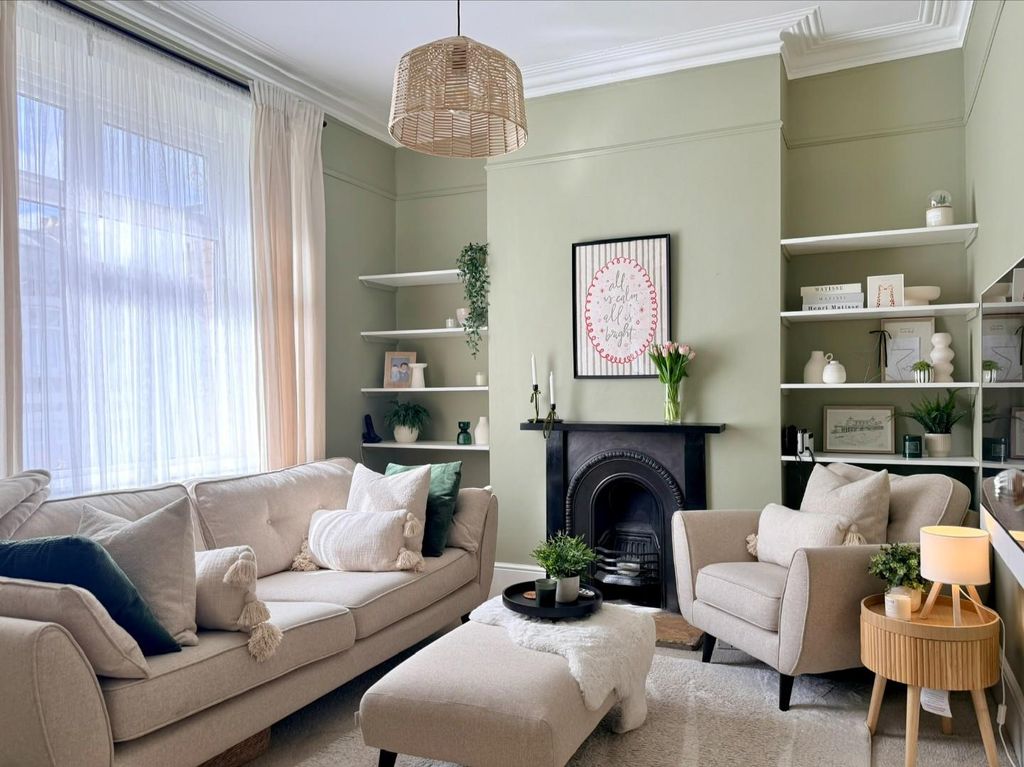 Property photo 2 of 24 Reception Room 1