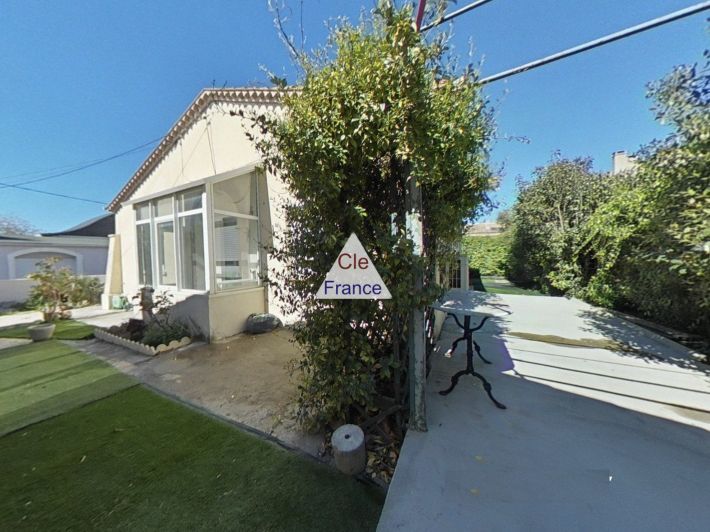 Property photo 2 of 10