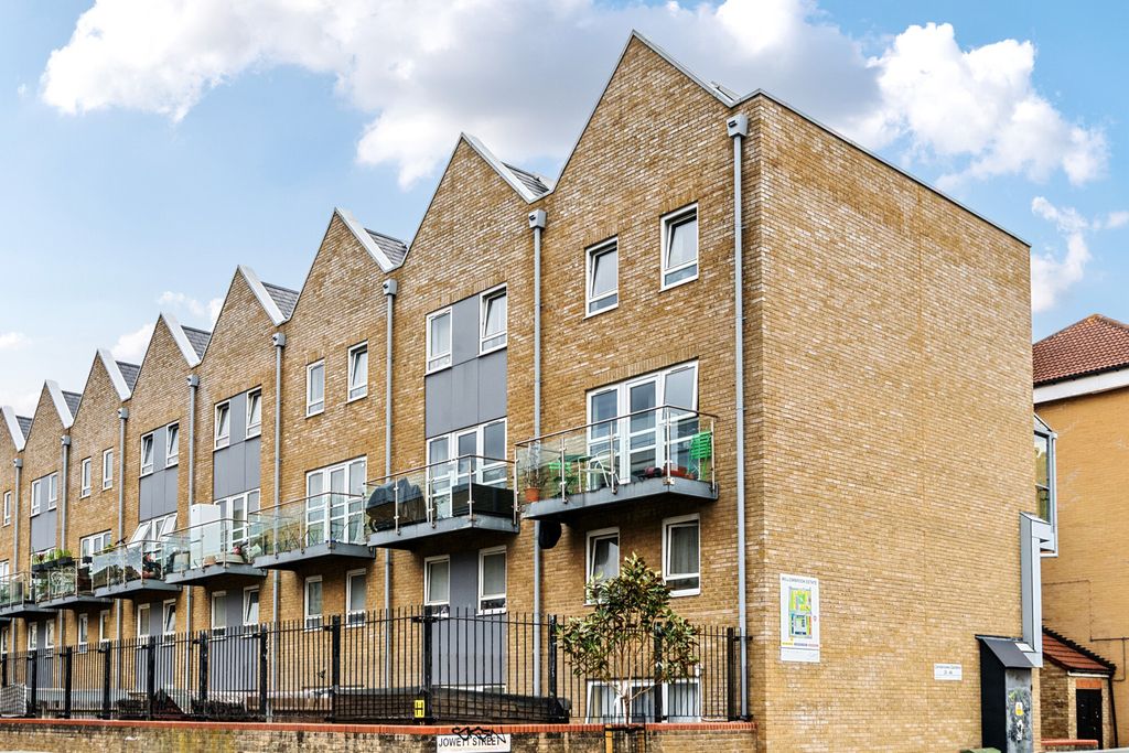 Property photo 1 of 20 1452276-1-69F0787...