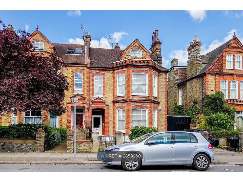 Property photo 3 of 10