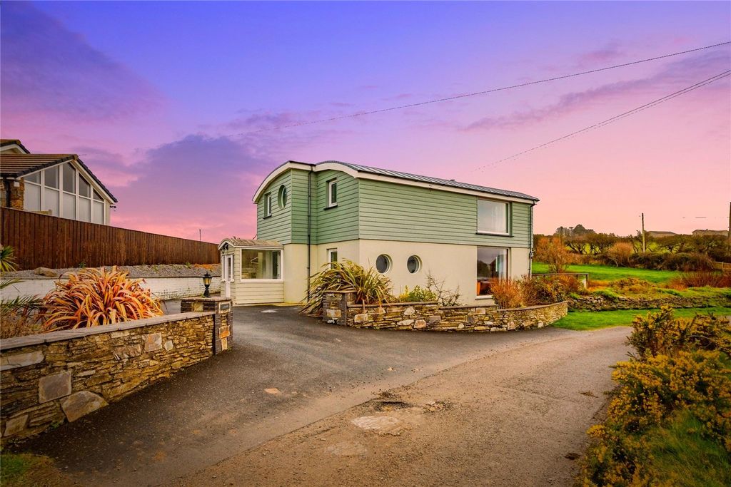 Property photo 2 of 38 Picture No. 35