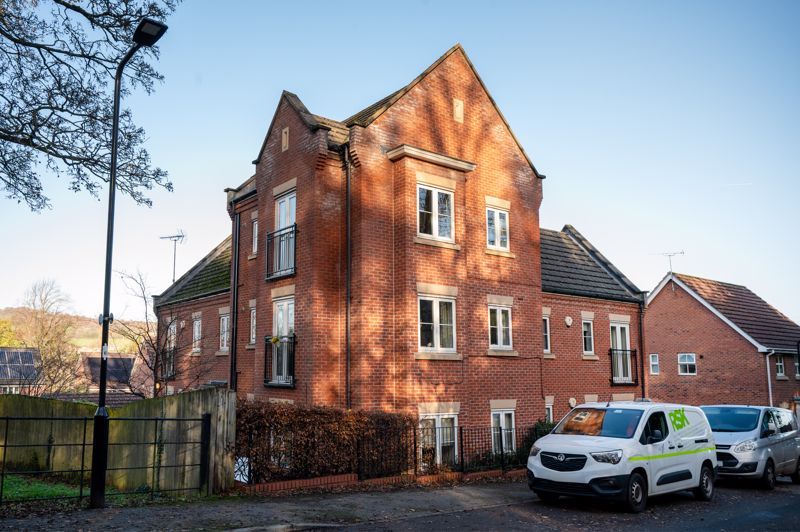 Property photo 1 of 14 External